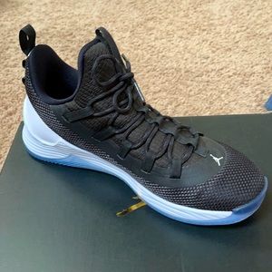 Jordan ultra fly 2 low
